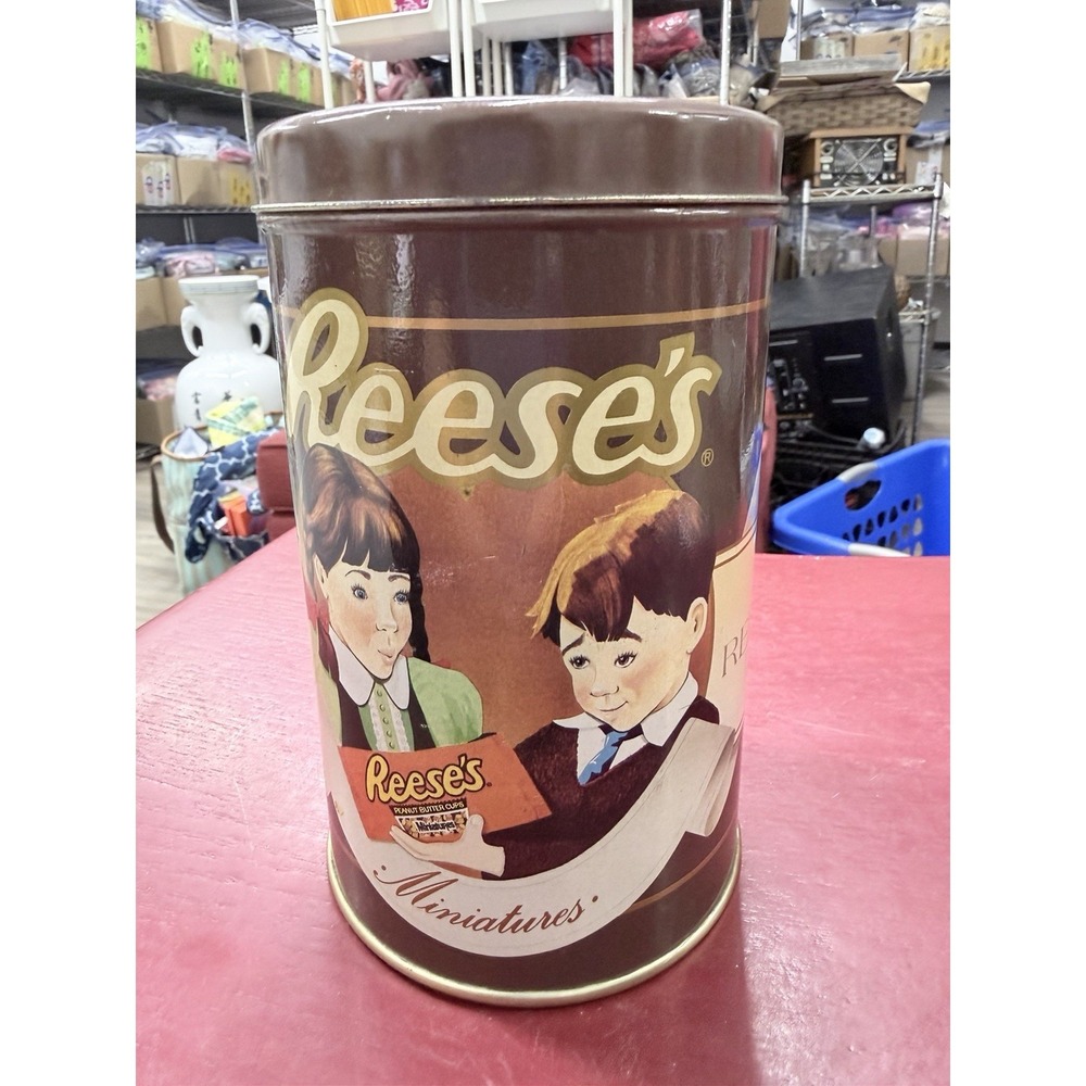 Vintage 1989 Reese's Miniatures Chocolate Tin Canister Hershey 6-1/2"